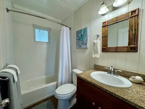 Sweet Merlot, Light Road Eleuthera BS