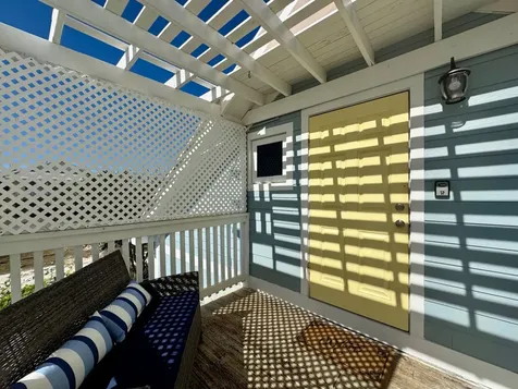 Sweet Merlot, Light Road Eleuthera BS