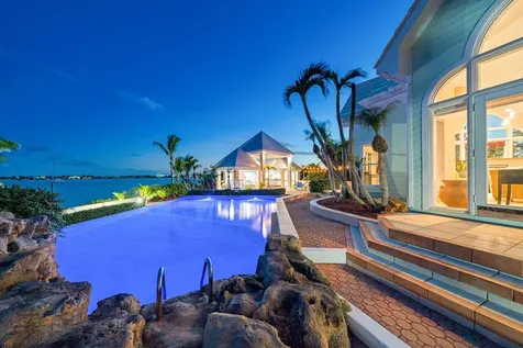 Villa Tatutina Abaco BS