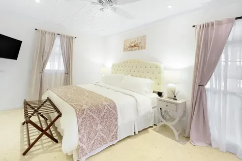 Islands Of Old Fort New Providence Paradise Island BS