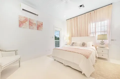 Islands Of Old Fort New Providence Paradise Island BS