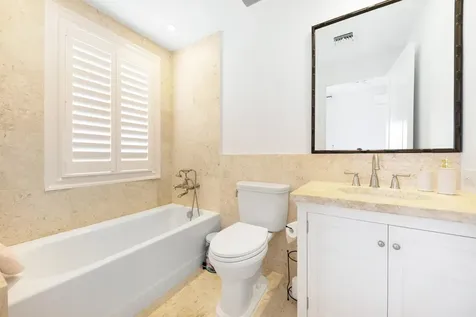 Islands Of Old Fort New Providence Paradise Island BS