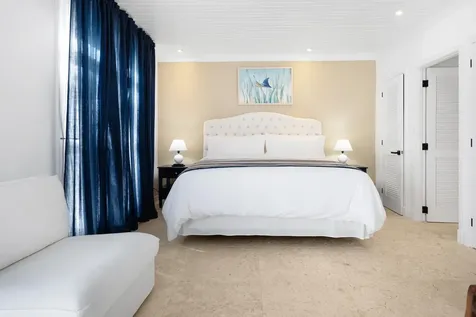 Islands Of Old Fort New Providence Paradise Island BS