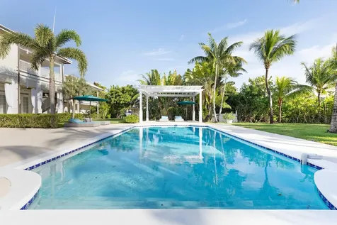 Islands Of Old Fort New Providence Paradise Island BS