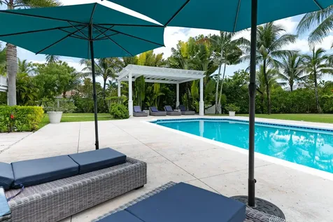 Islands Of Old Fort New Providence Paradise Island BS