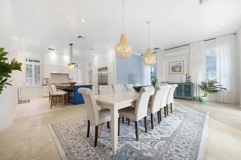 Islands Of Old Fort New Providence Paradise Island BS