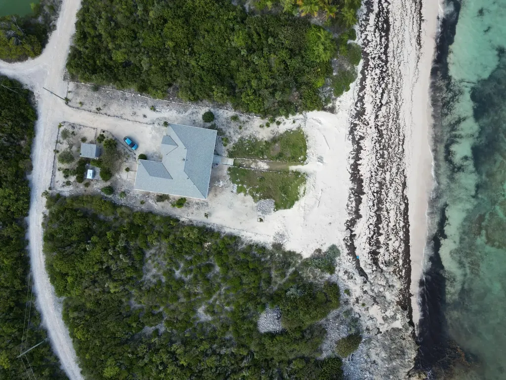 Kiki House Cutlass Bay Cat Island BS