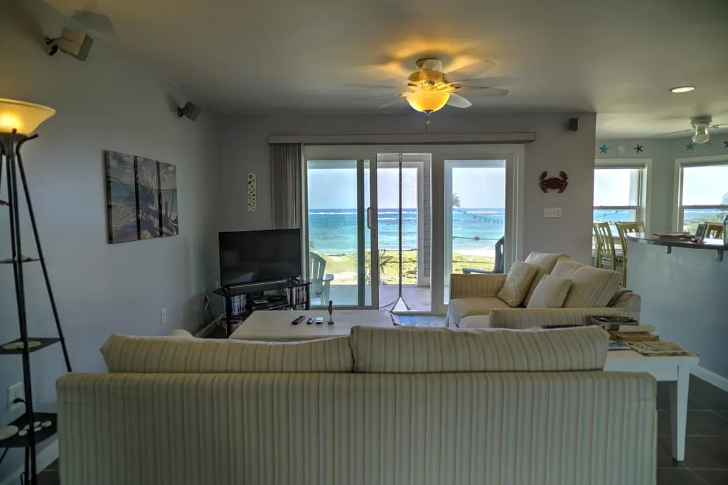 Kiki House Cutlass Bay Cat Island BS