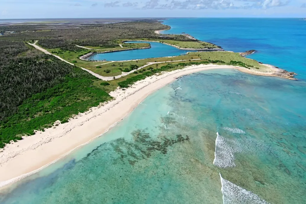 Sandbank Landing Abaco BS