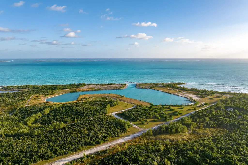Sandbank Landing Abaco BS