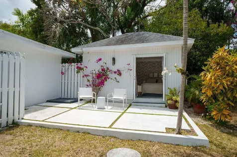 Skyline Heights New Providence Paradise Island BS