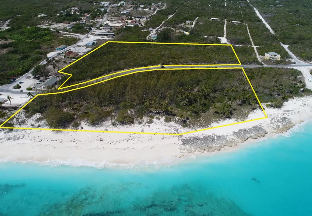 Queens Highway, Exuma Exuma BS