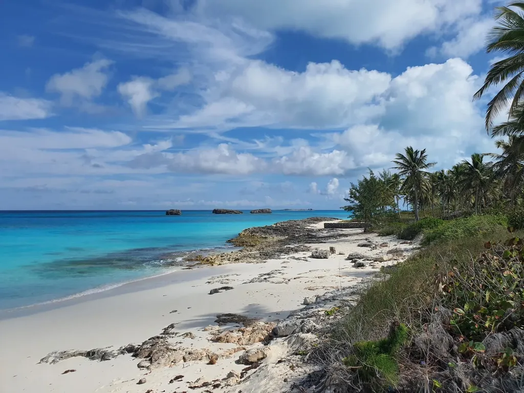 Queens Highway Lot 7164 Exuma BS