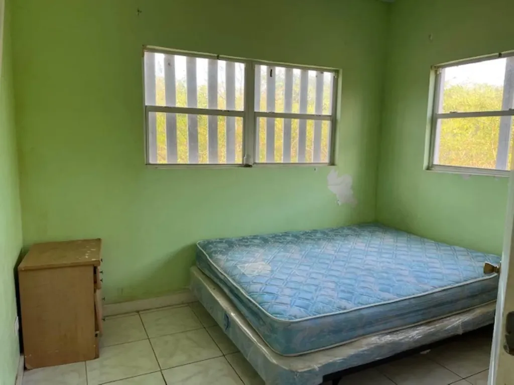 3 Bed/2.5 Bath House, Gli Long Island BS