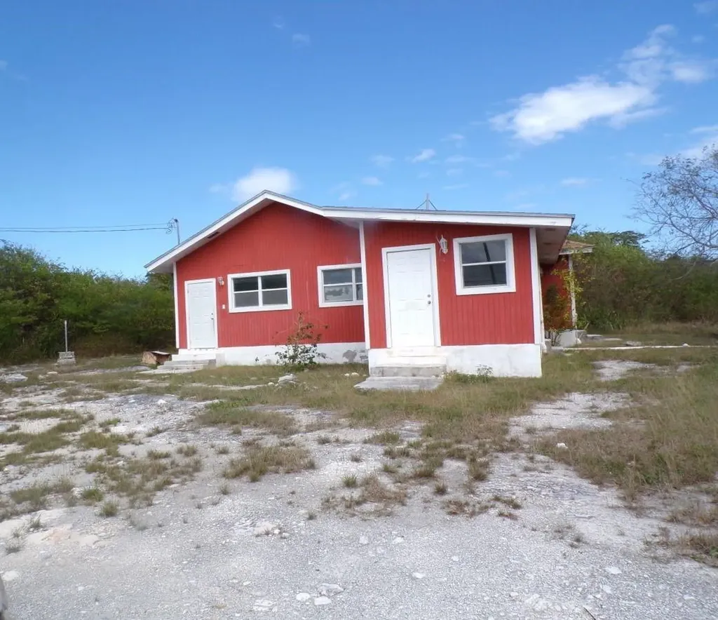 3 Bed/2.5 Bath House, Gli Long Island BS