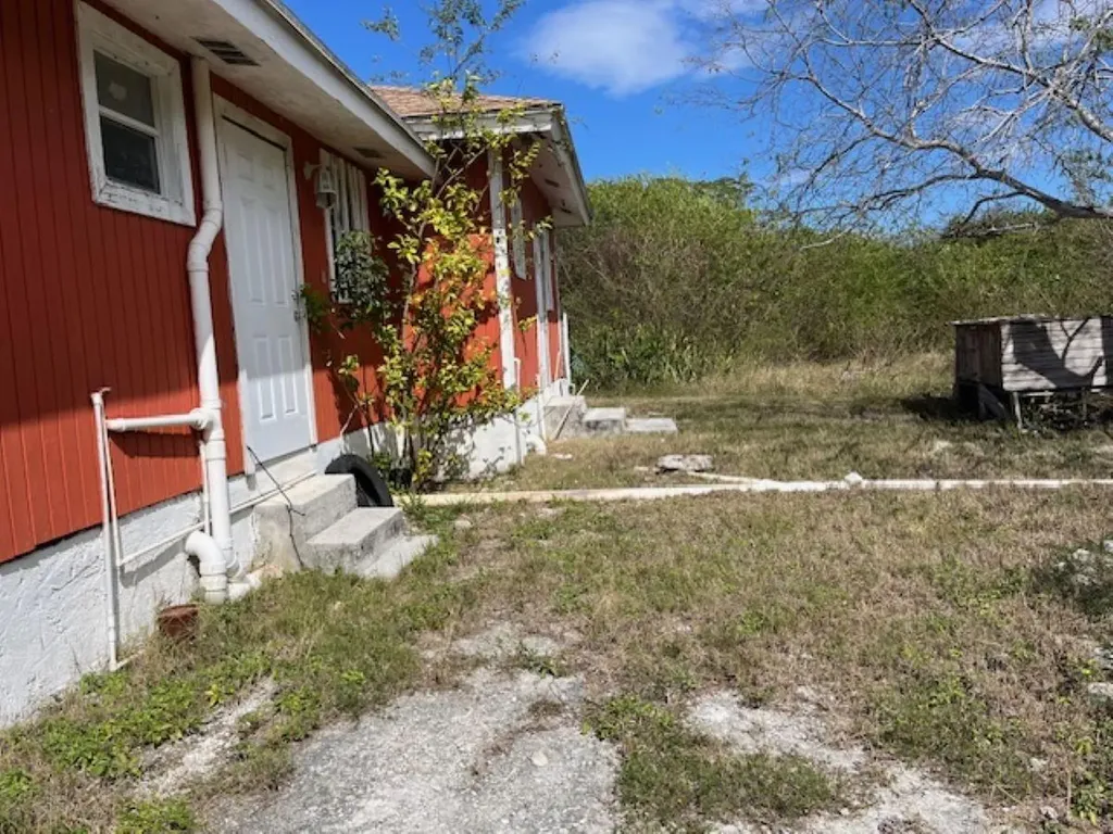 3 Bed/2.5 Bath House, Gli Long Island BS