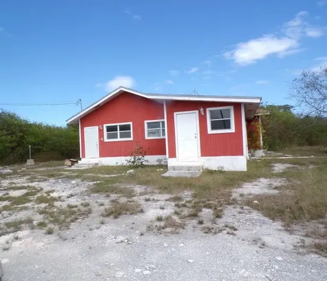 3 Bed/2.5 Bath House, Gli Long Island BS