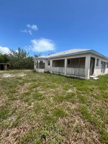 Queen's Highway Long Island BS