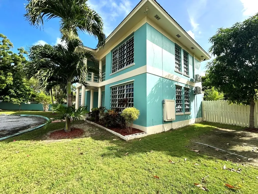 Westward Villas Home 140 New Providence Paradise Island BS