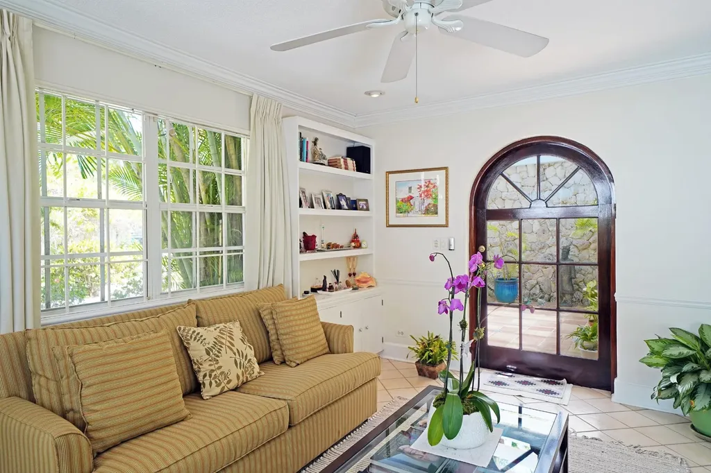 Eastern Road New Providence Paradise Island BS