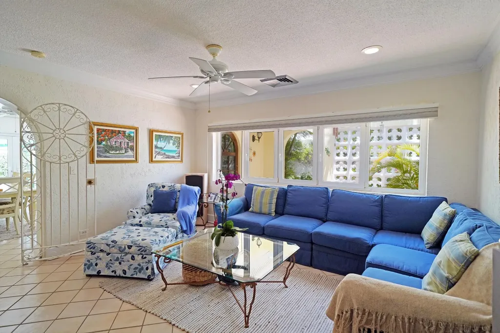 Eastern Road New Providence Paradise Island BS