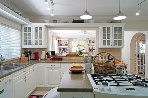 Eastern Road New Providence Paradise Island BS