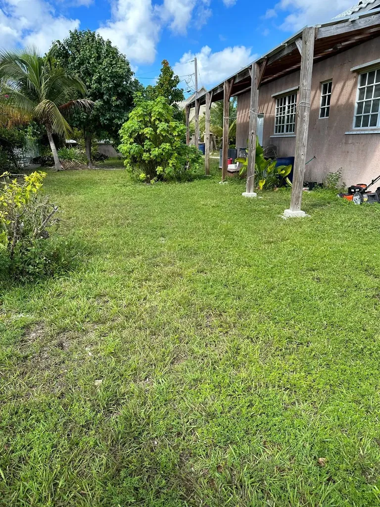 67 Roundshot Close 67 Grand Bahama Freeport BS