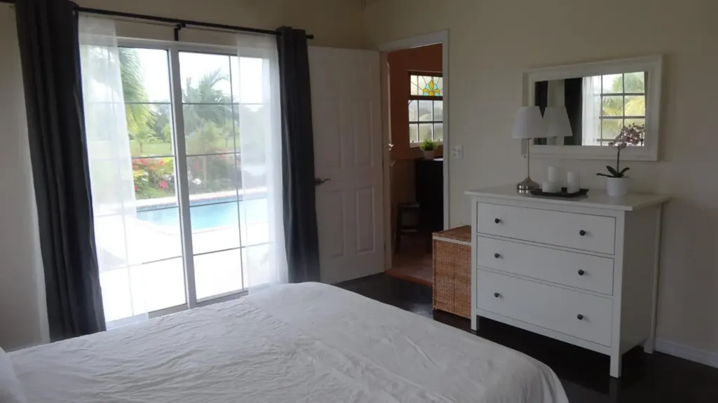 67 Roundshot Close 67 Grand Bahama Freeport BS