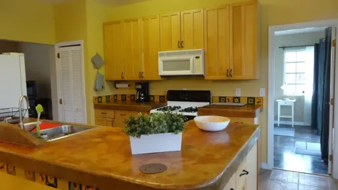 67 Roundshot Close 67 Grand Bahama Freeport BS