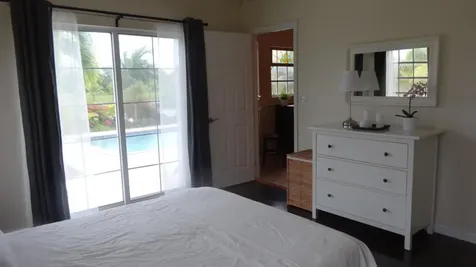 67 Roundshot Close 67 Grand Bahama Freeport BS