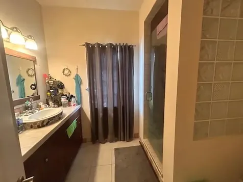 67 Roundshot Close 67 Grand Bahama Freeport BS