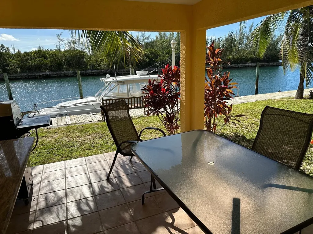 Lancaster Close 36 Grand Bahama Freeport BS