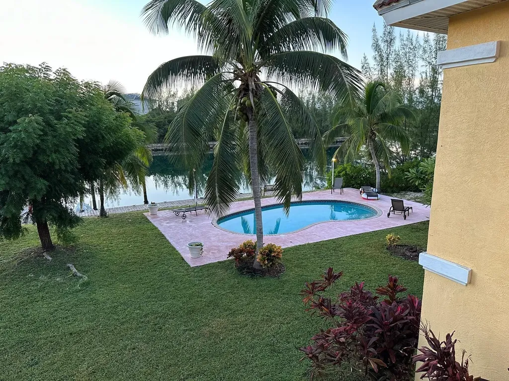 Lancaster Close 36 Grand Bahama Freeport BS