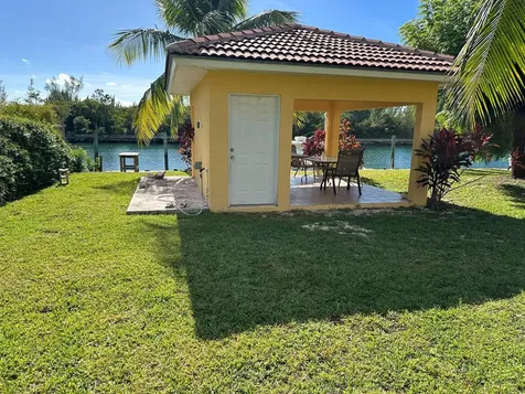 Lancaster Close 36 Grand Bahama Freeport BS