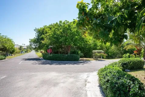 Serenity Lot 9 Block 41 New Providence Paradise Island BS