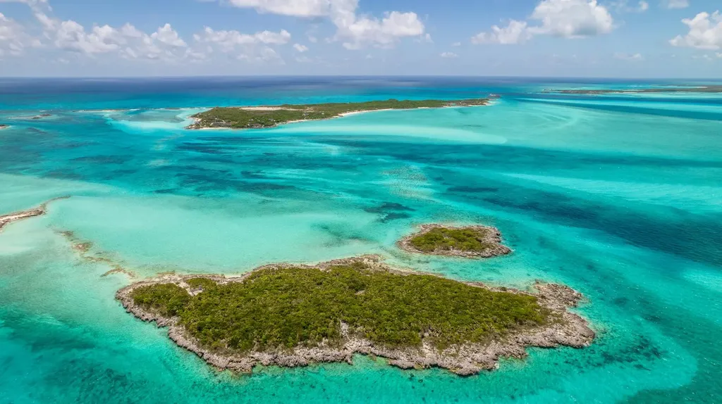 Sanctuary & Mini Cay Exuma BS