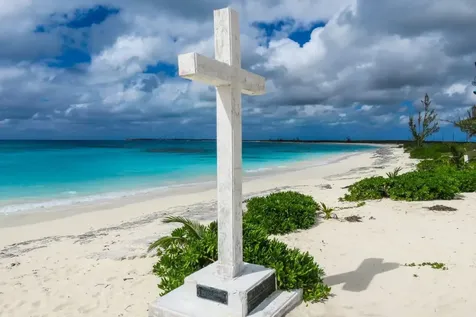 Home In Columbus Landings San Salvador BS