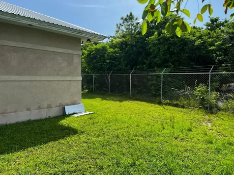 Aberdeen Drive 150 Grand Bahama Freeport BS