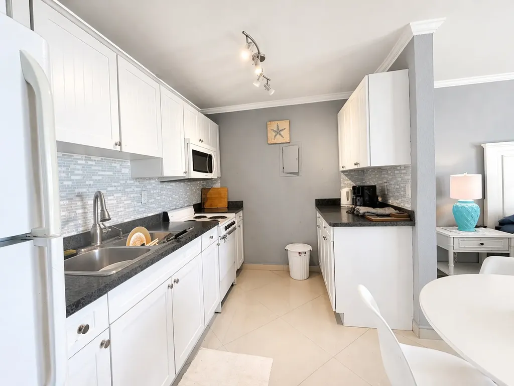Coral Beach Condo Grand Bahama Freeport BS