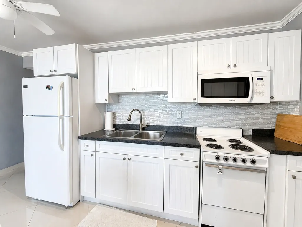 Coral Beach Condo Grand Bahama Freeport BS