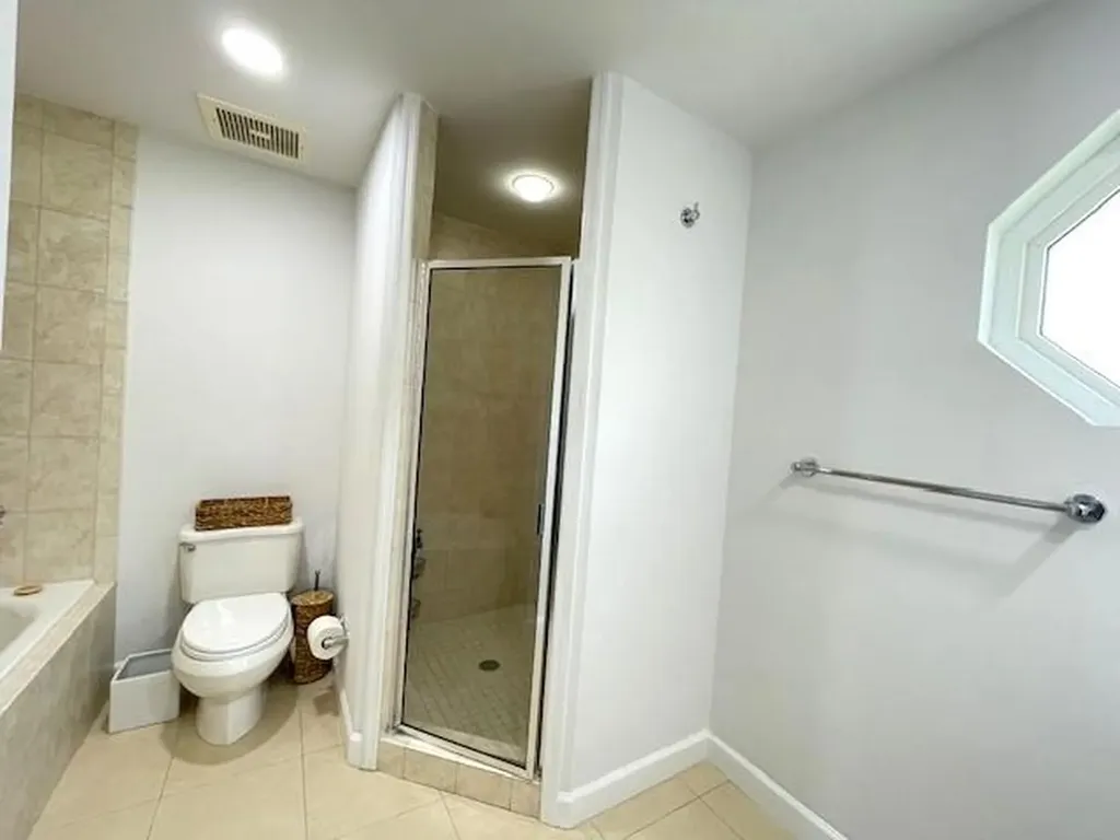 Harbour Breeze Paradise I 21 New Providence Paradise Island BS