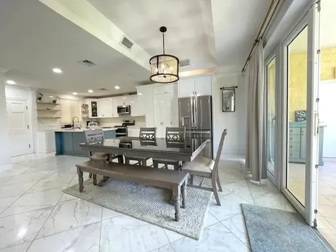 Harbour Breeze Paradise I 21 New Providence Paradise Island BS