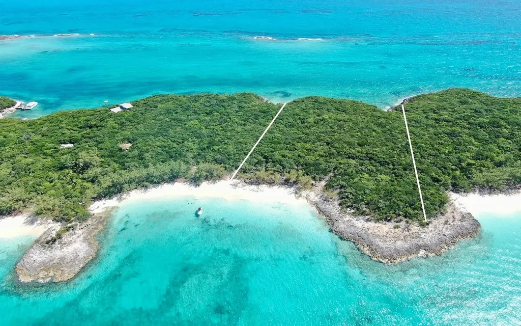 # 18 Rose Island Estates New Providence Paradise Island BS