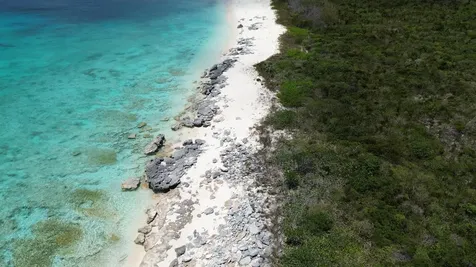 Queens Highway San Salvador BS