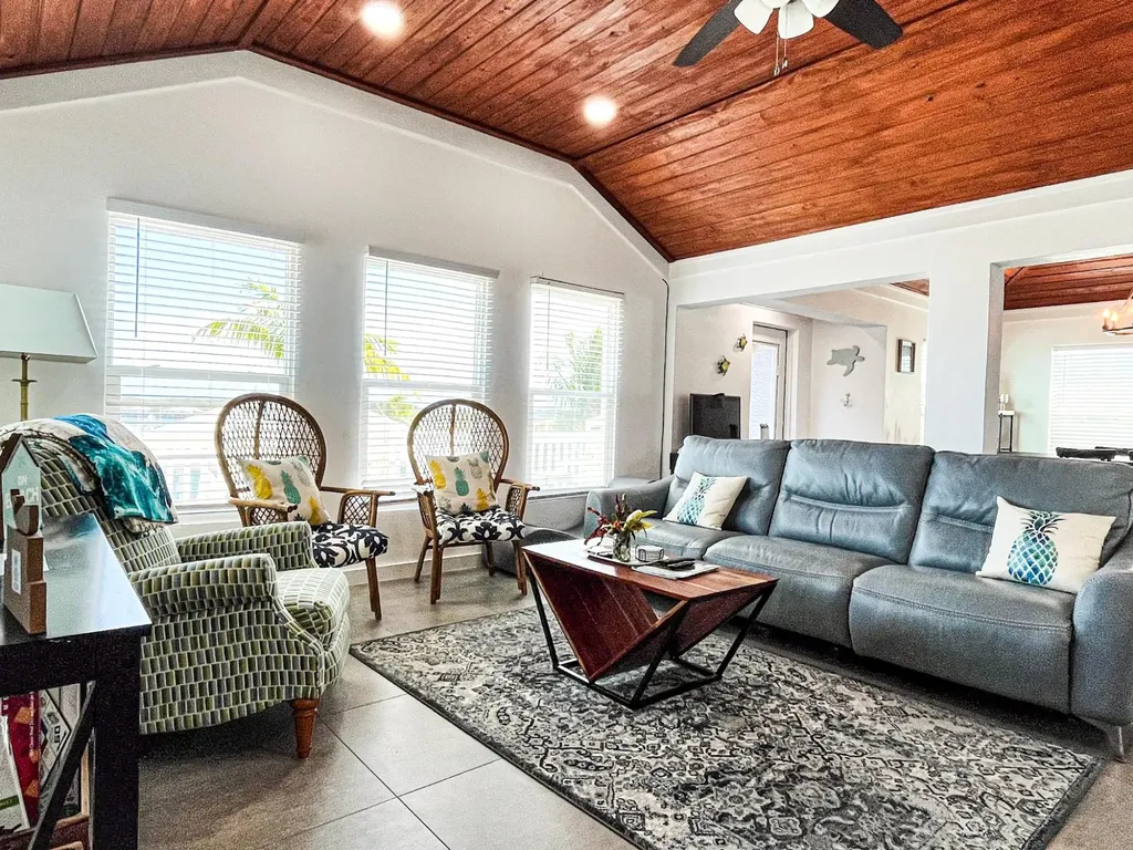 Marina Villa 5 Abaco BS