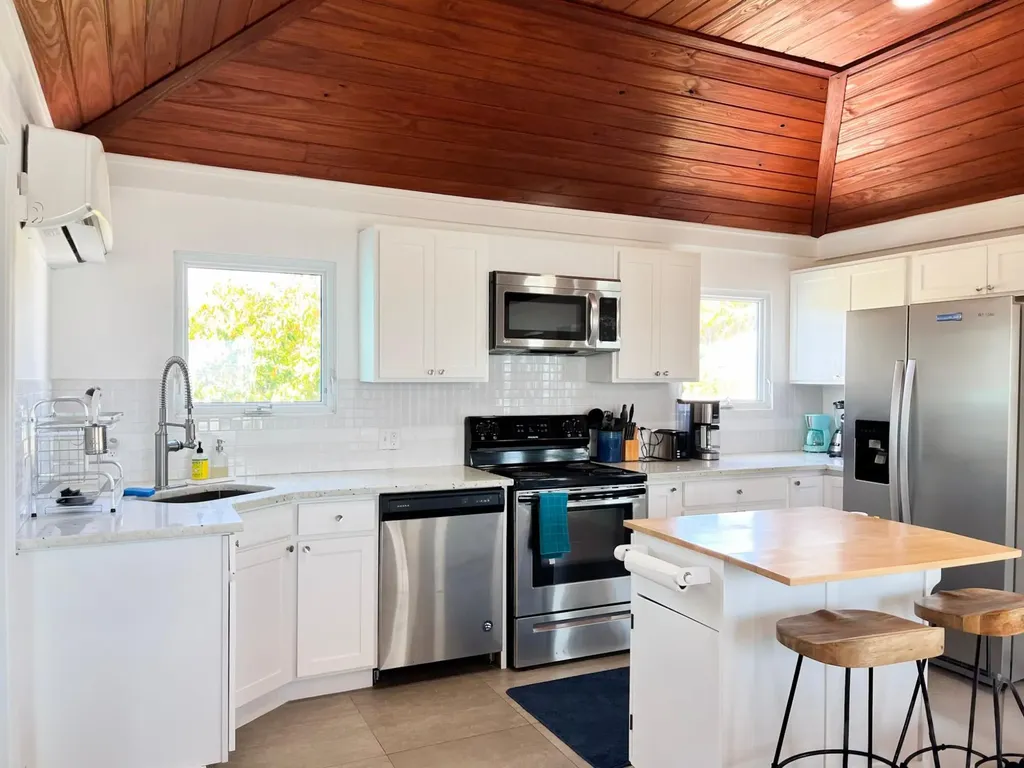 Marina Villa 5 Abaco BS