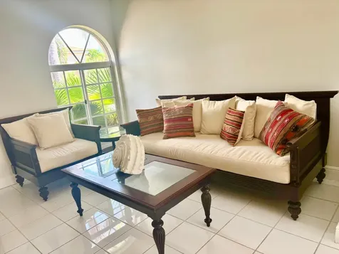 Diamond Close 239 New Providence Paradise Island BS