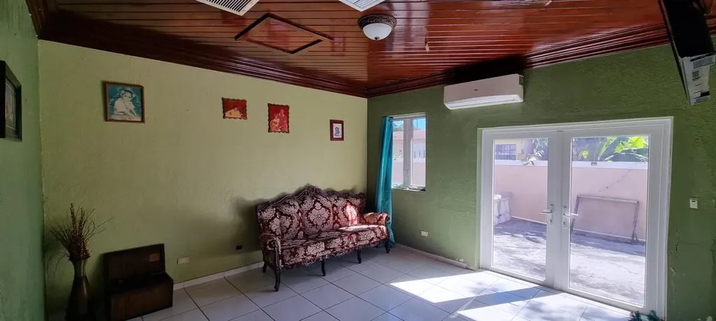 Sea Breeze Estates New Providence Paradise Island BS