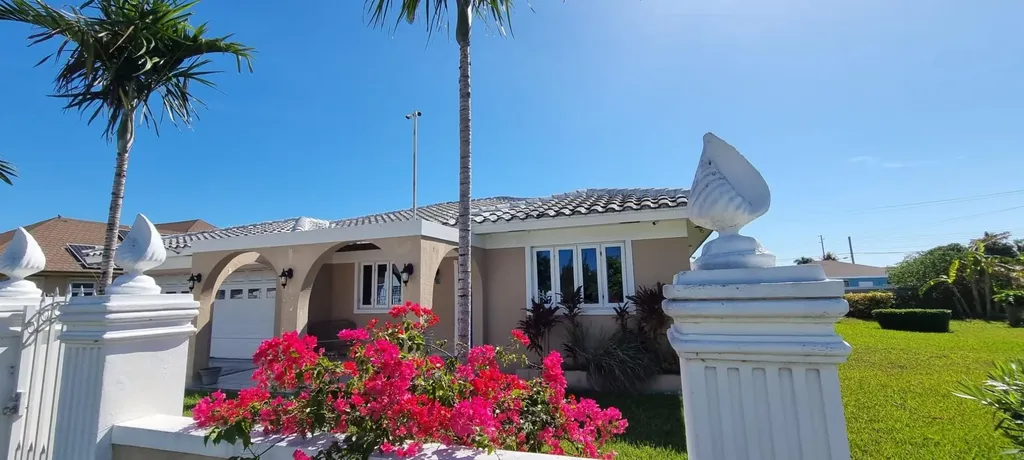 Sea Breeze Estates New Providence Paradise Island BS