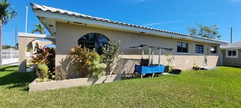 Sea Breeze Estates New Providence Paradise Island BS